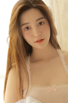 伸进她的内裤疯狂揉视频